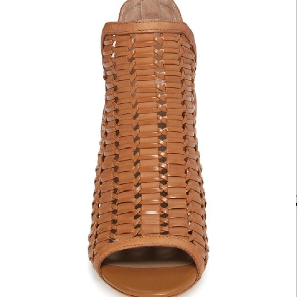 Donald Pliner Jacqi Wedge in Fawn Size 9.5 - Picture 4 of 16